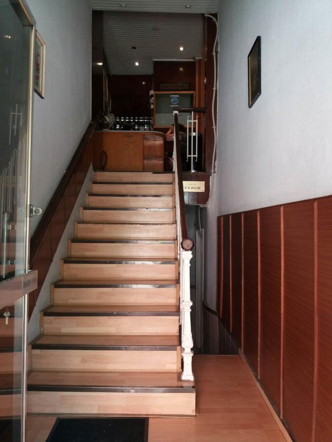 Hotel Feron Атина Екстериор снимка