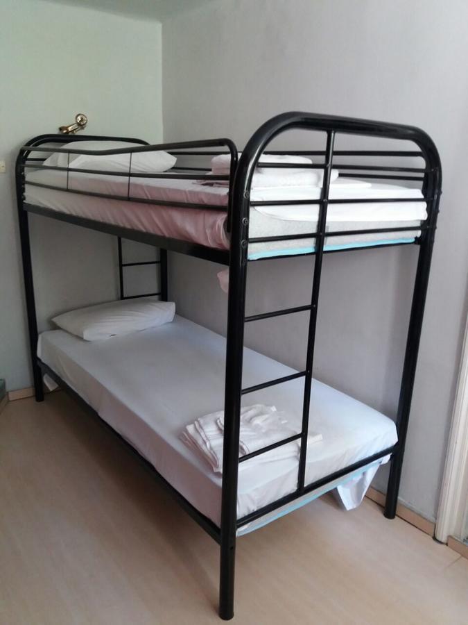 Hotel Feron Атина Екстериор снимка